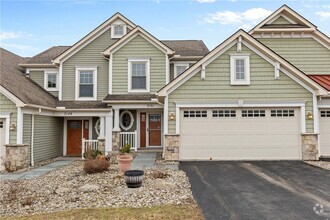 Building Photo - 7149 Challenger Cir