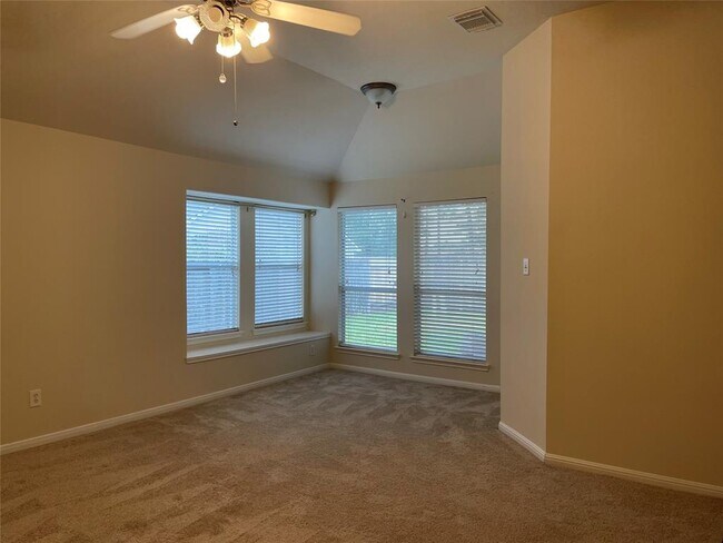 Foto del edificio - 13911 Brighton Park Dr