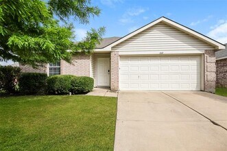 Building Photo - 1601 Queens Brook Ln