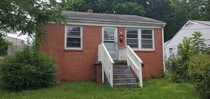 Building Photo - 505 W Terrell St