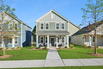 Building Photo - Hamlet at Avalon Park - Homes and Townhomes for Rent