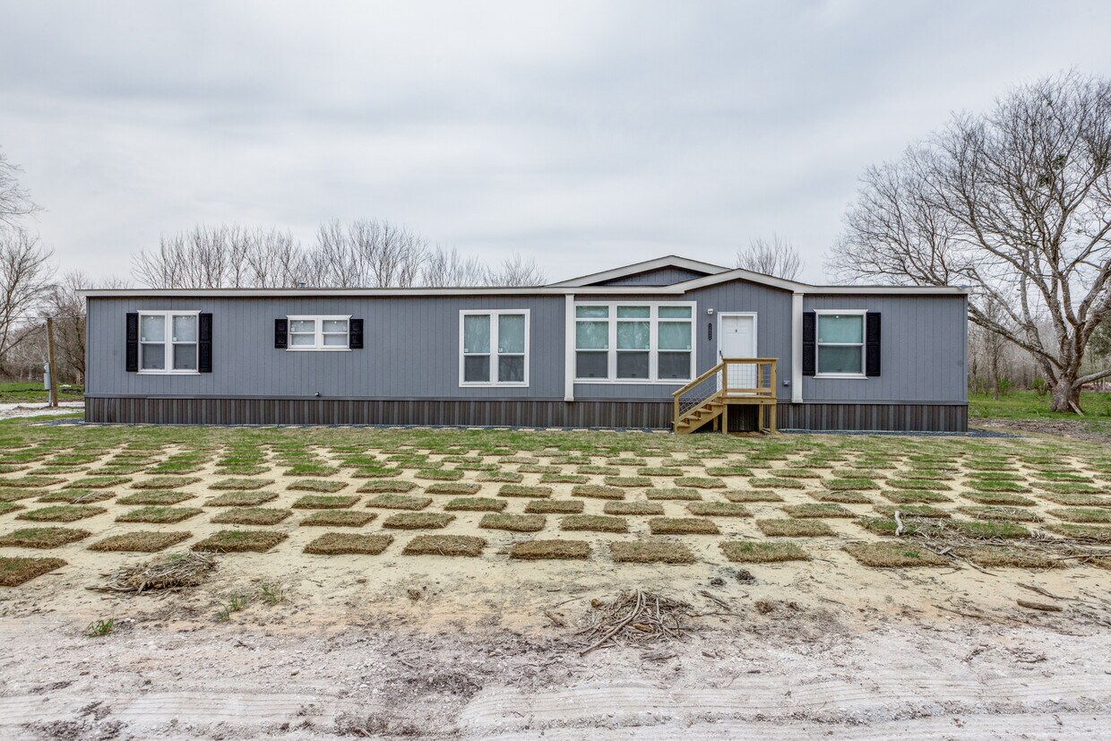 2024 Brand New - 2305 sq ft - 12852 Powell Point School Rd