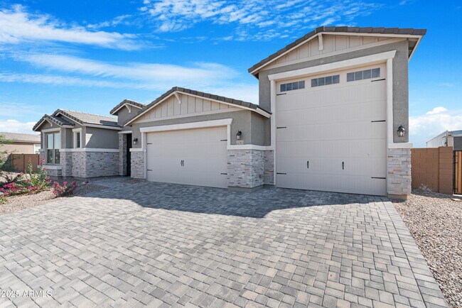 Building Photo - 22303 N Daniel Dr