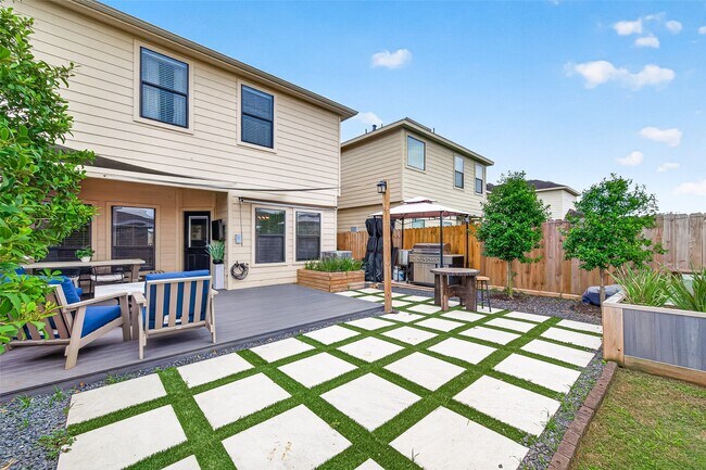 Foto del edificio - 6639 Sharpstone Creek Ln