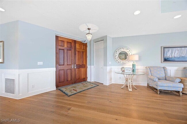 Building Photo - 930 Cape Marco Dr
