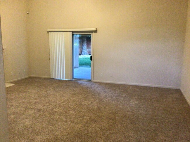 Foto del edificio - 1138 E Royal Dornoch Ave