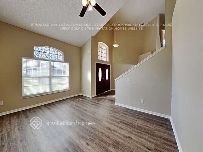 Foto del edificio - 2821 Berkshire Cir