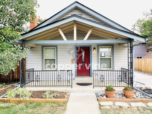Building Photo - 7803 Grandview Ave