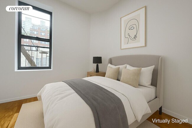 Foto del edificio - 532 E 82nd St