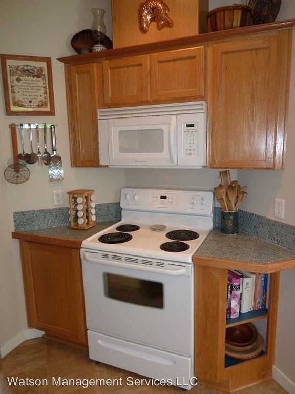Building Photo - 3 br, 2 bath House - 4701 SW Roseberry St.