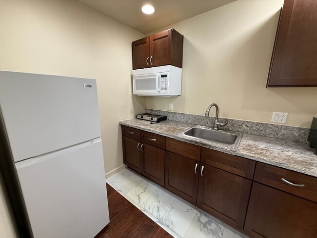 Building Photo - North 6th Street