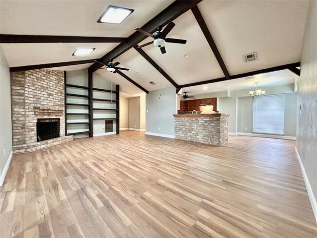 Foto del edificio - 23207 Briarcreek Blvd