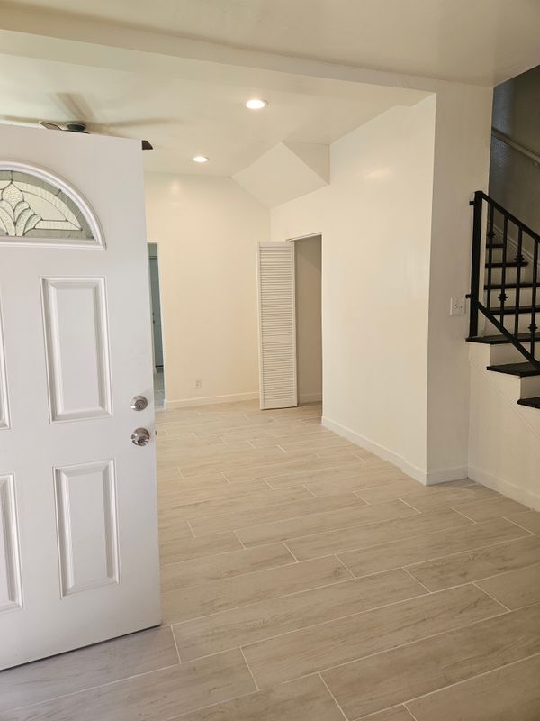 Foto del edificio - 7110 Somerset Blvd