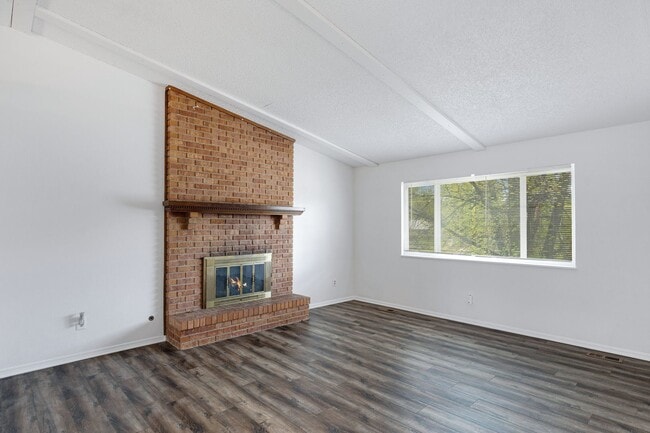 Foto del edificio - 3 bedroom home in Quail Meadows for rent