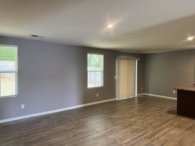 Foto del edificio - 115 Portchester Ln