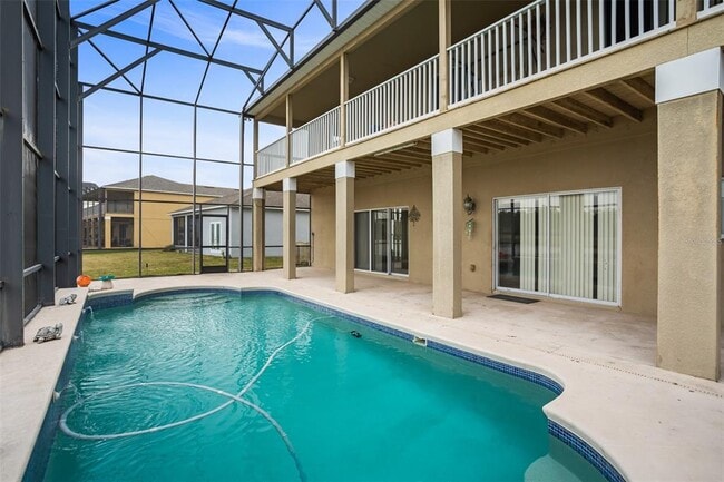 Building Photo - 9727 Mountain Lake Dr