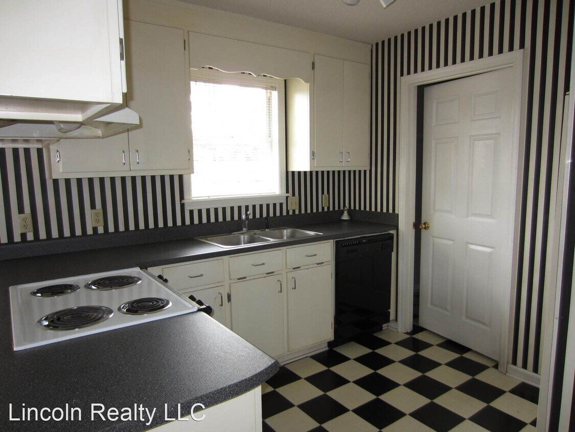 Building Photo - 3 br, 2 bath House - 1759 Wayland Park*