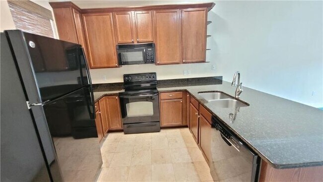 Building Photo - 4512 Pontchartrain Dr