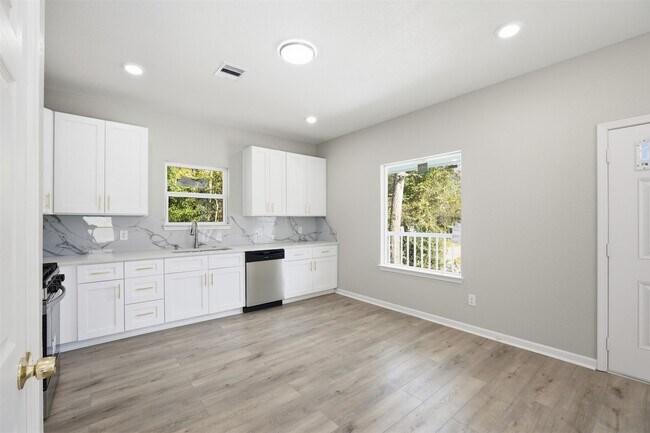 Foto del edificio - 1915 Ross Ave