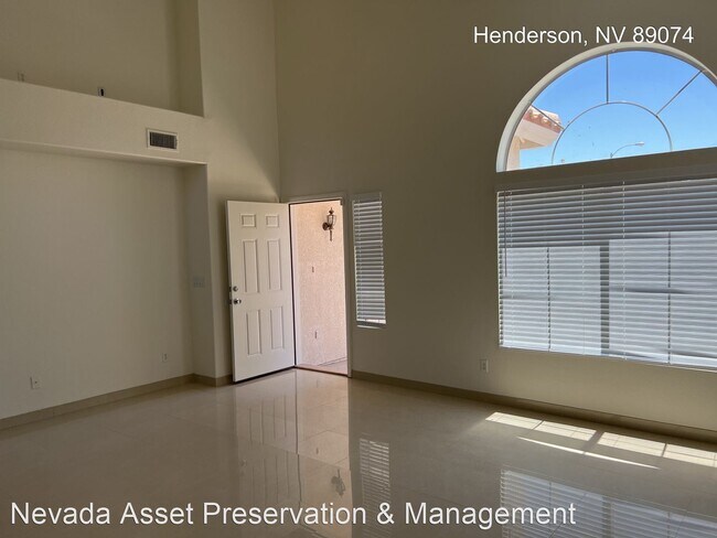 Foto del edificio - 3 br, 2.5 bath House - 2546 Claridge Avenue
