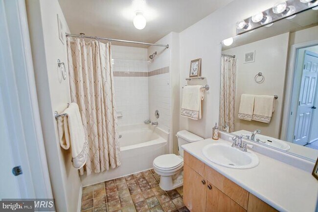 Building Photo - 3021 Nicosh Cir