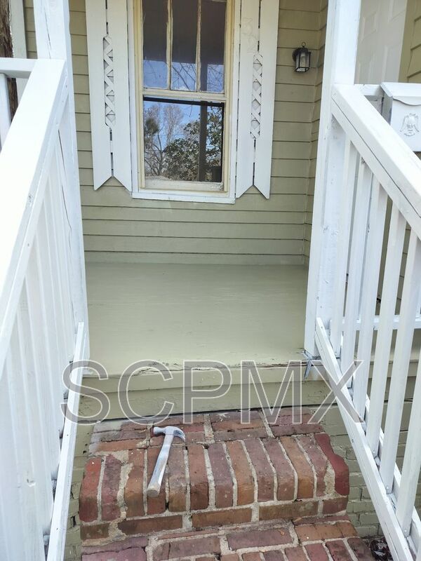 Foto del edificio - 2653 Lawrence Ave