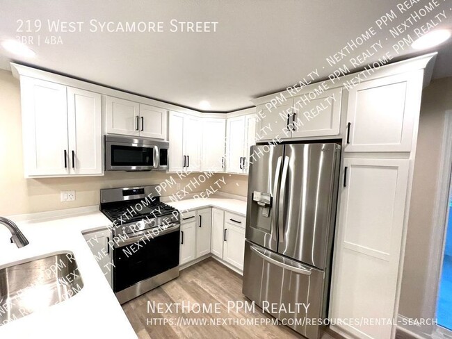 Foto del edificio - 219 W Sycamore St