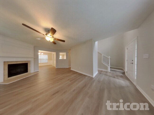 Building Photo - 5534 Somervale Ct