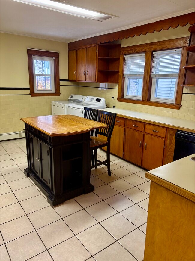 Foto del edificio - 32 Harley Ave