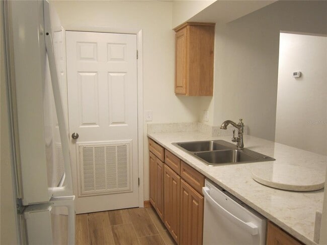 Building Photo - 7023 SW 21st Ln