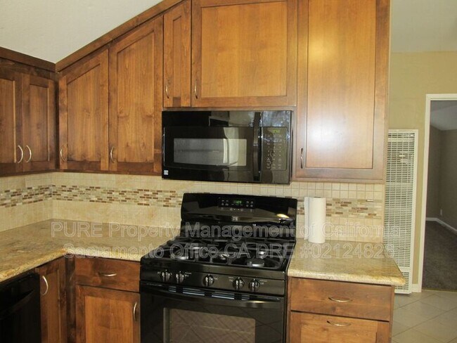 Foto del edificio - 8946 Auburn Folsom Rd
