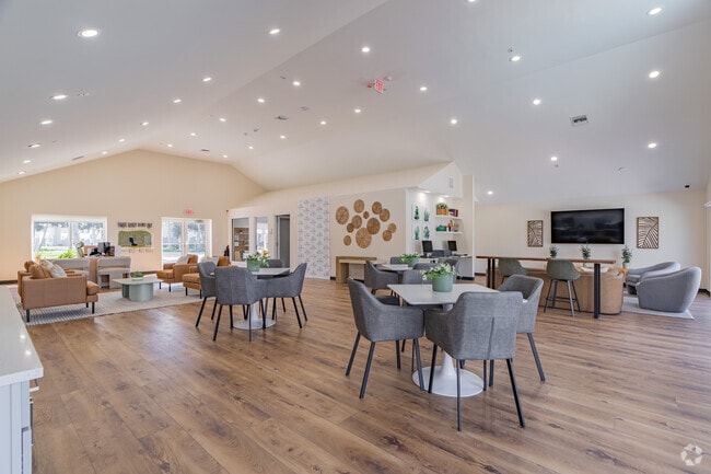 Interior Photo - The Landings