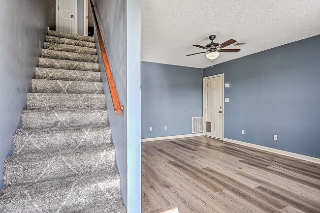 Foto del edificio - 360 Britton Ave