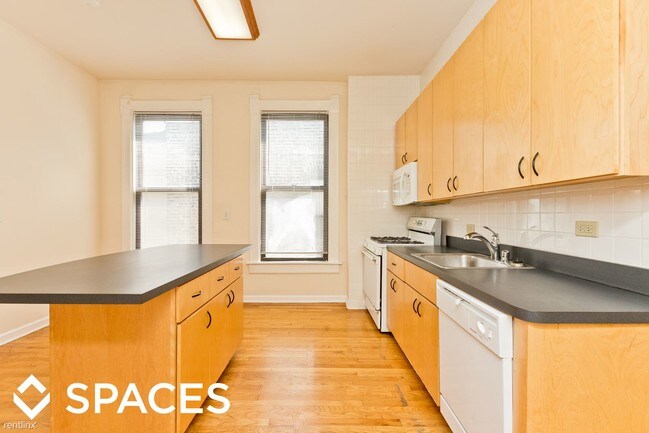 Building Photo - 3 br, 1 bath  - 2043 N Sheffield Ave 3F