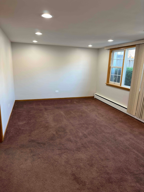 Photo - 5807 W Addison St Apartment