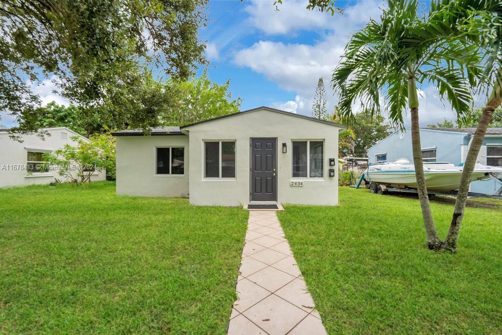 Foto principal - 3 bedroom in Hollywood FL 33020