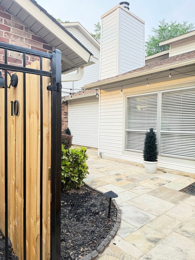 Foto del edificio - 10 Hampshire Cir