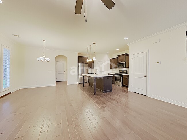 Building Photo - 124 Benjamin Ln