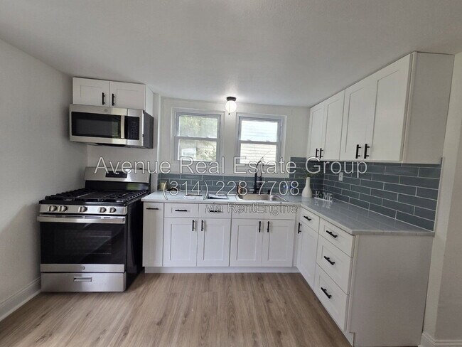 Foto del edificio - 7721 W Ranken Ave