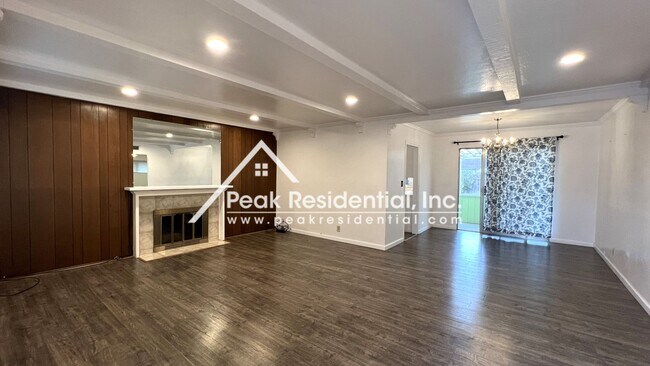 Foto del edificio - Very Nice 3bd/2ba House with Bonus Room!