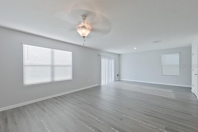 Foto del edificio - 8614 SW 43rd Ter