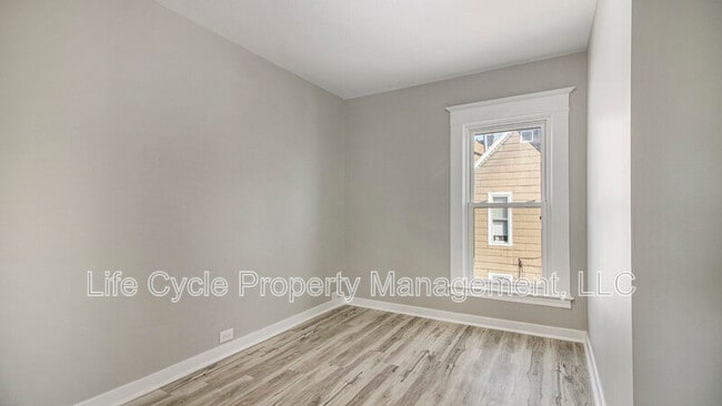 Foto del edificio - 1312 Hamilton Ave NW