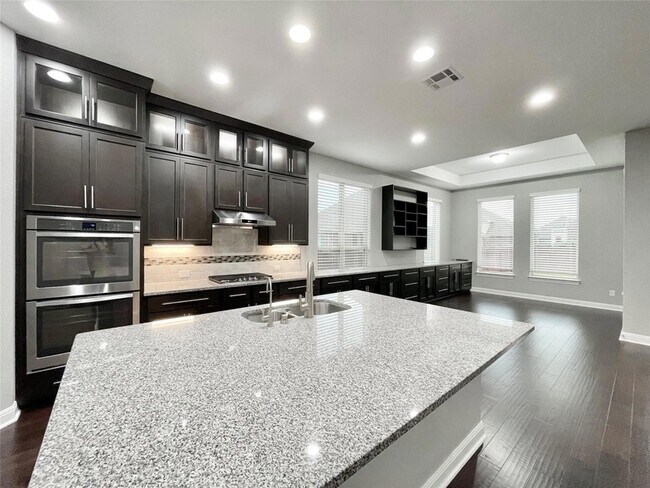 Foto del edificio - 3809 Mineral Dr