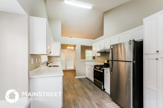 Foto del edificio - 5878 Homestead Cir