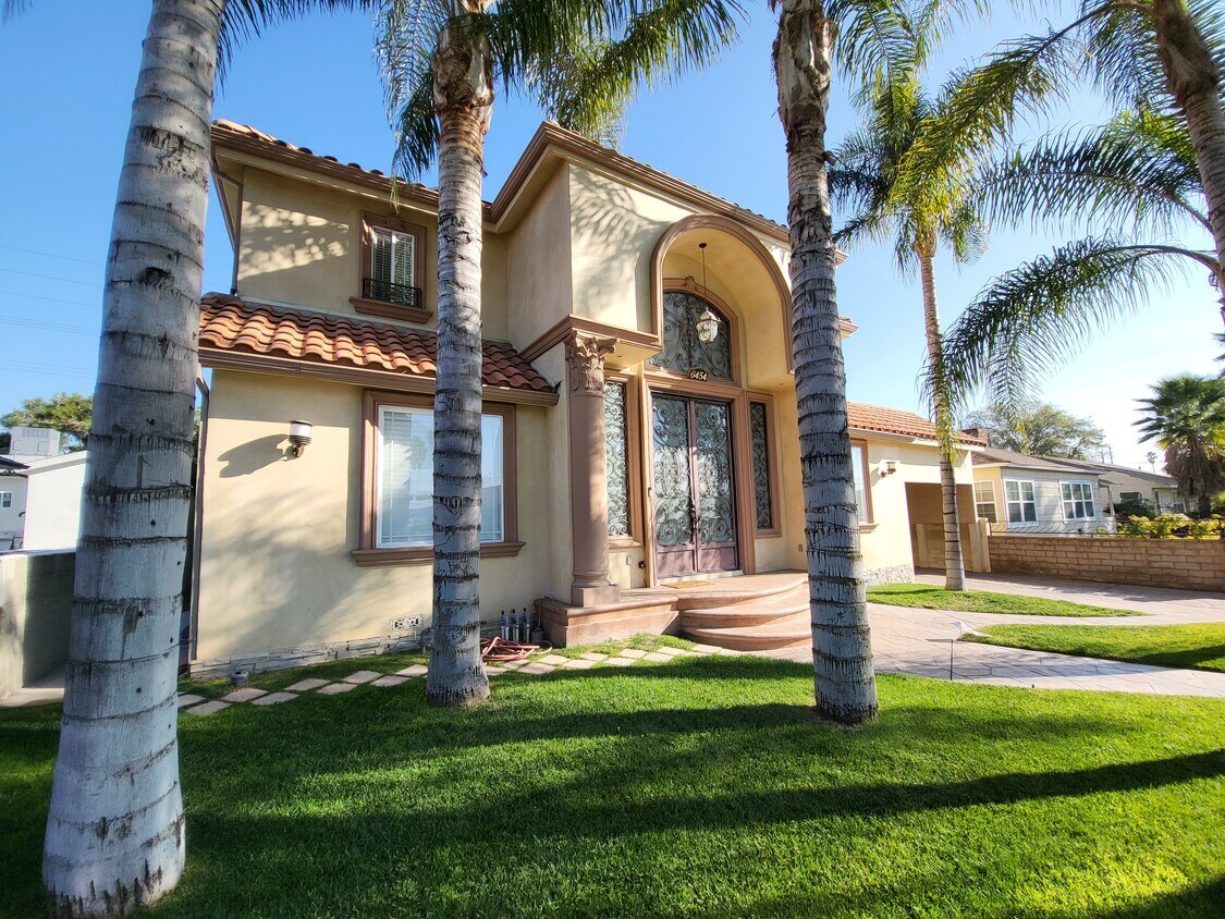 Primary Photo - 6454 Bonner Ave