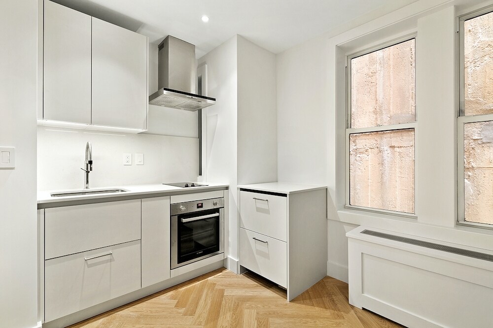 225 W 23rd St Unit 3K, New York, NY 10011 Room for Rent in New York