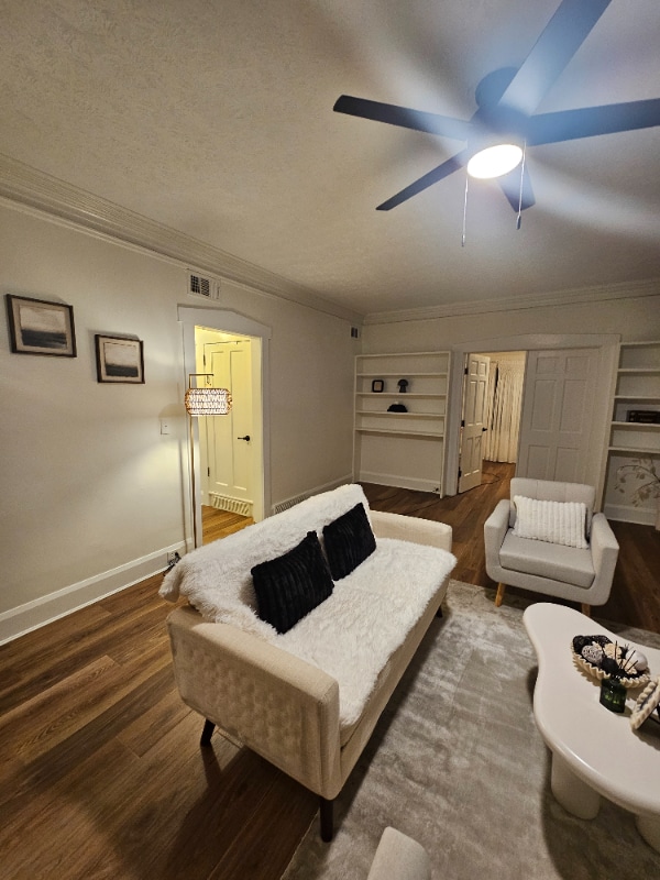 Foto del edificio - 2472 Overlook Rd