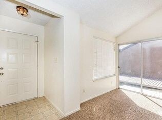 Foto del edificio - Cozy 3 bedroom 2 bathroom home