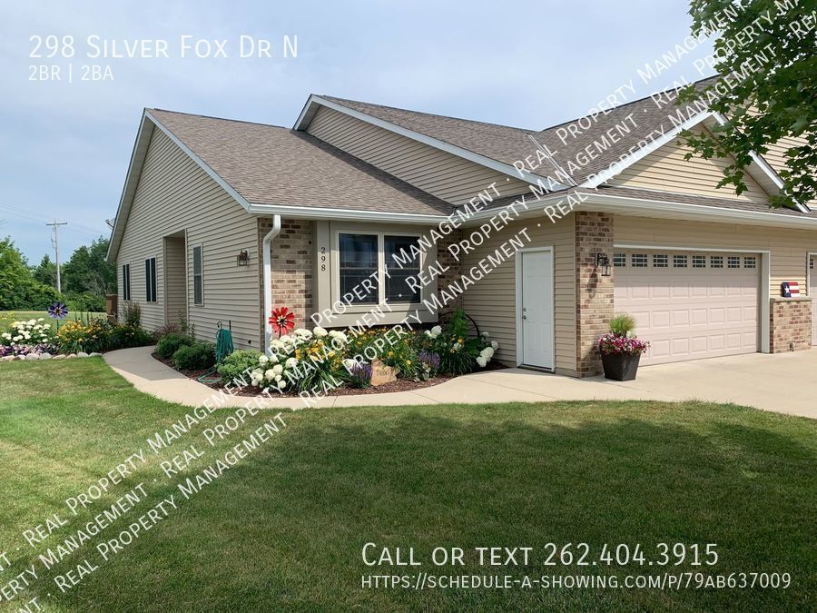 Primary Photo - 2 bedroom townhome