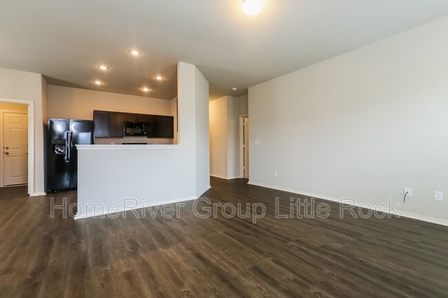Building Photo - 4040 King River Trl
